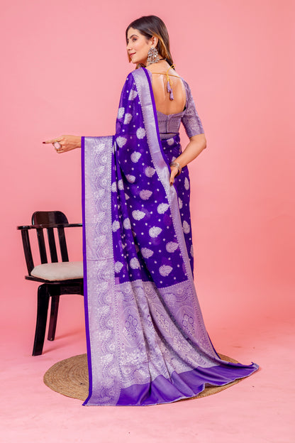 Leelavati Woven, Self Design Kanjivaram Pure Silk, Jacquard Saree (Purple)