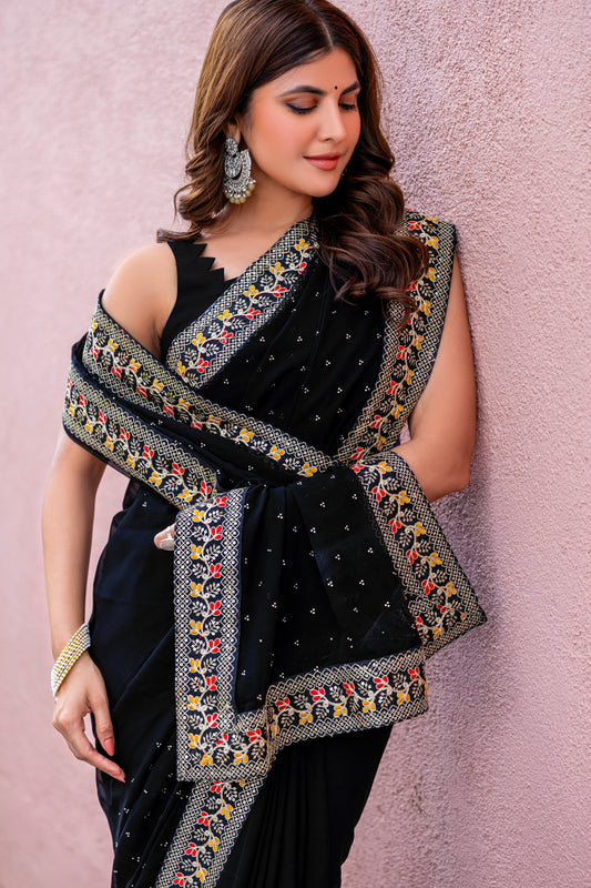 Leelavati Striped, Embroidered Bandhani Georgette Saree (Black)