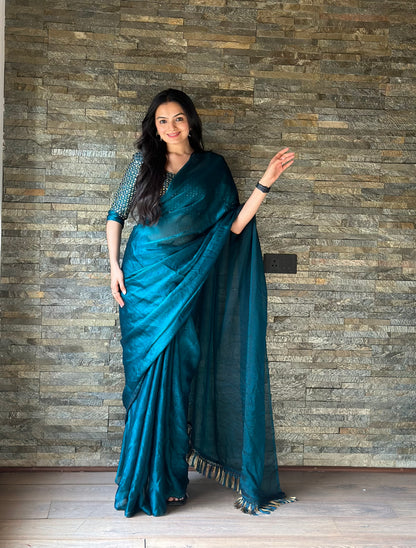 Leelavati Embroidered, Embellished Bollywood Organza Saree (Blue)