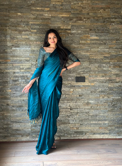 Leelavati Embroidered, Embellished Bollywood Organza Saree (Blue)