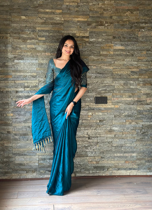 Leelavati Embroidered, Embellished Bollywood Organza Saree (Blue)