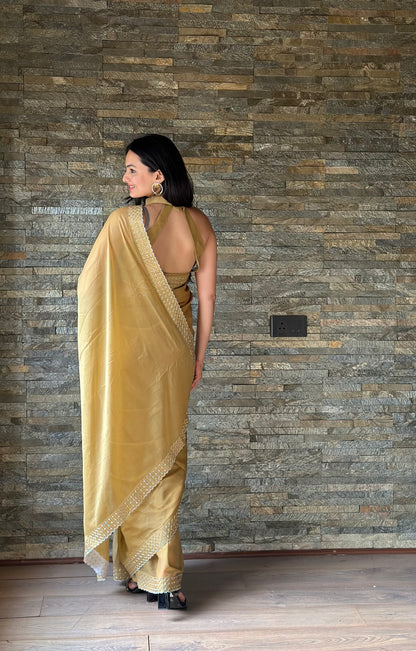 Leelavati Embroidered, Embellished Bollywood Georgette Saree (Cream)